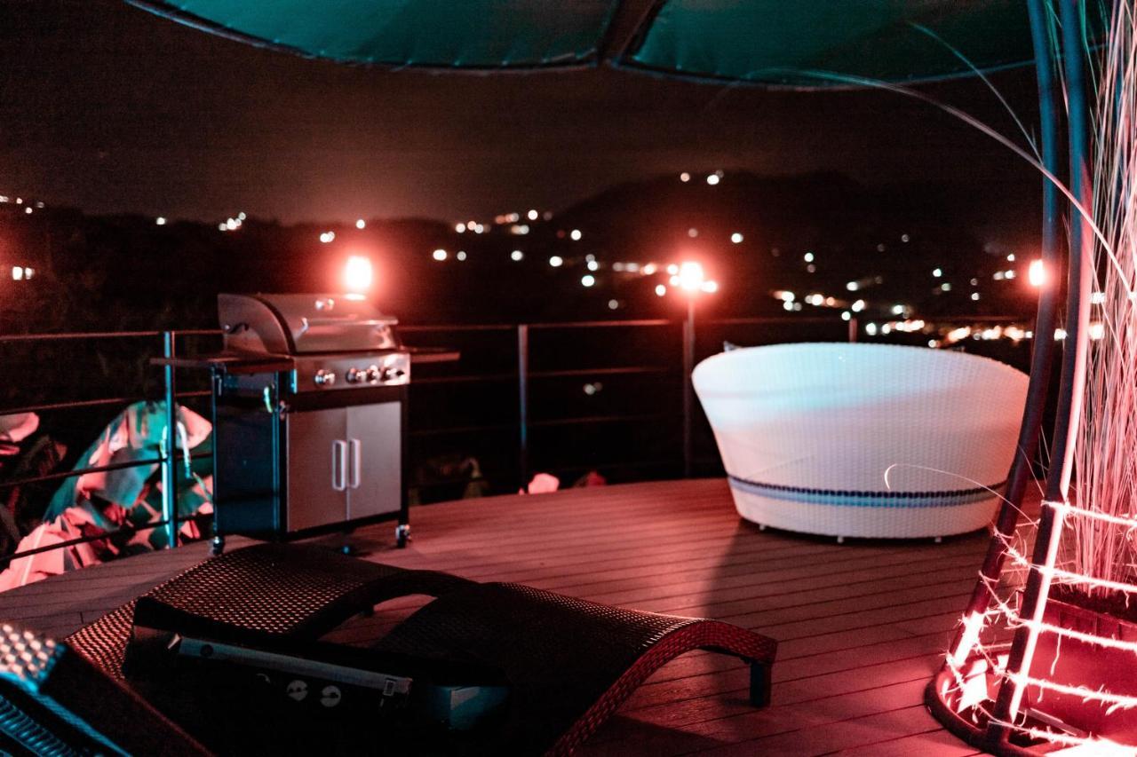 הוילה מניזאלס Chami Glamping מראה חיצוני תמונה